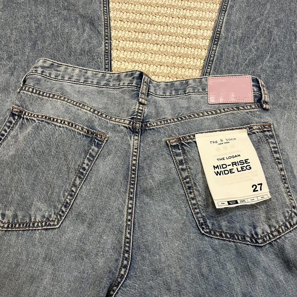 Rag & Bone Featherweight Logan Mid-Rise Wide Leg Jean in Shade Audrey - Picture 10 of 12